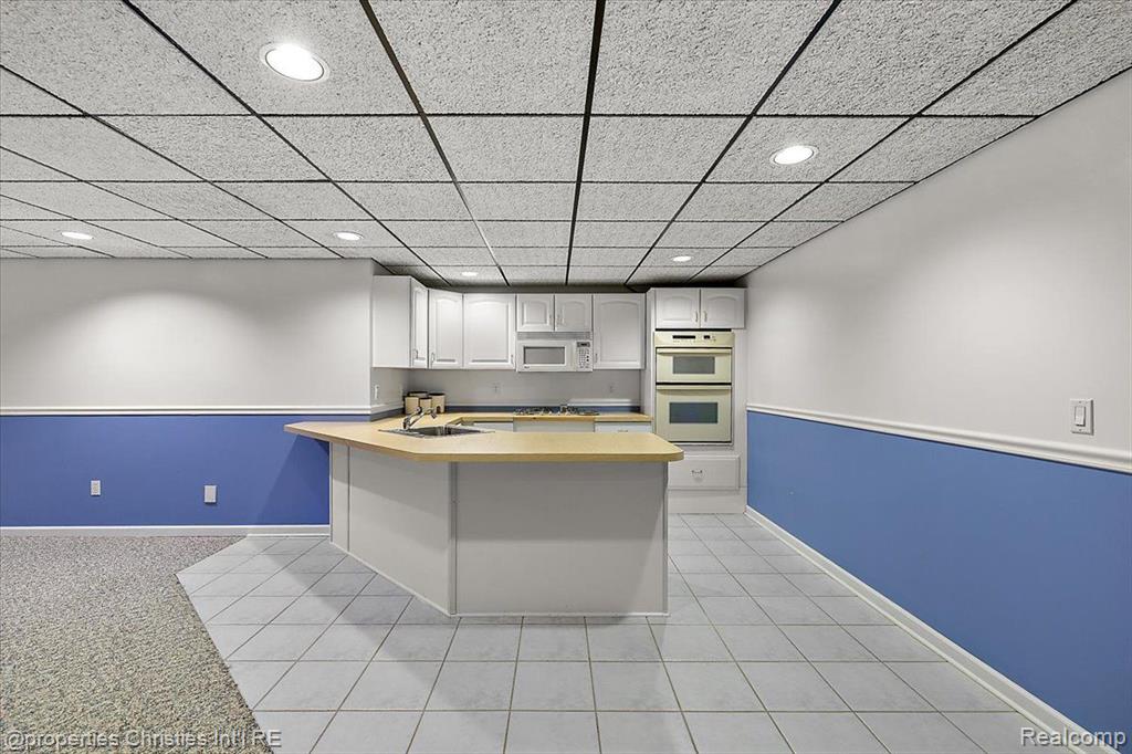 41194 MARKSWAY, Sterling Heights, MI 48314 — Photo 68
