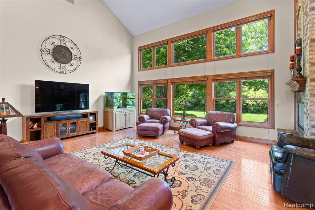 13733 Crooked Creek Lane, Carleton, MI 48117 — Photo 5