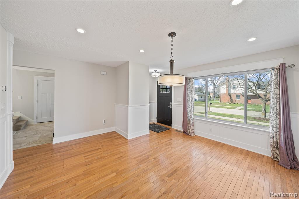 43685 Yorktown Street, Canton, MI 48188 — Photo 8