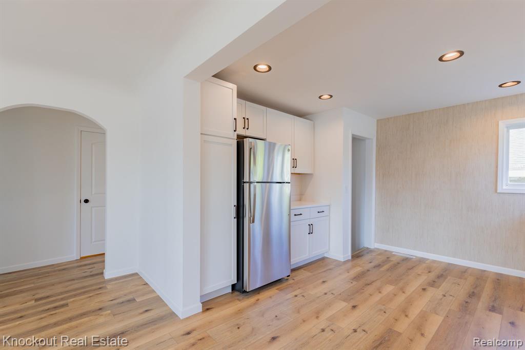 8368 MAIN Street, Birch Run, MI 48415 — Photo 19