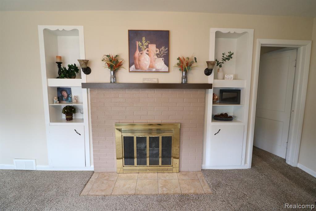 4226 BANKER Street, North Branch, MI 48461 — Photo 6
