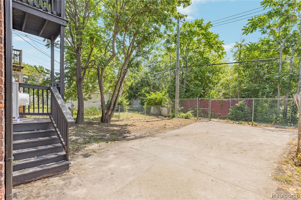 3251 Calvert Street, Detroit, MI 48206 — Photo 67
