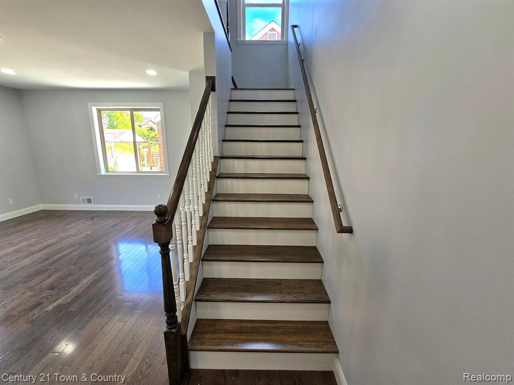 4974 Schlaff Street, Dearborn, MI 48126 — Photo 17
