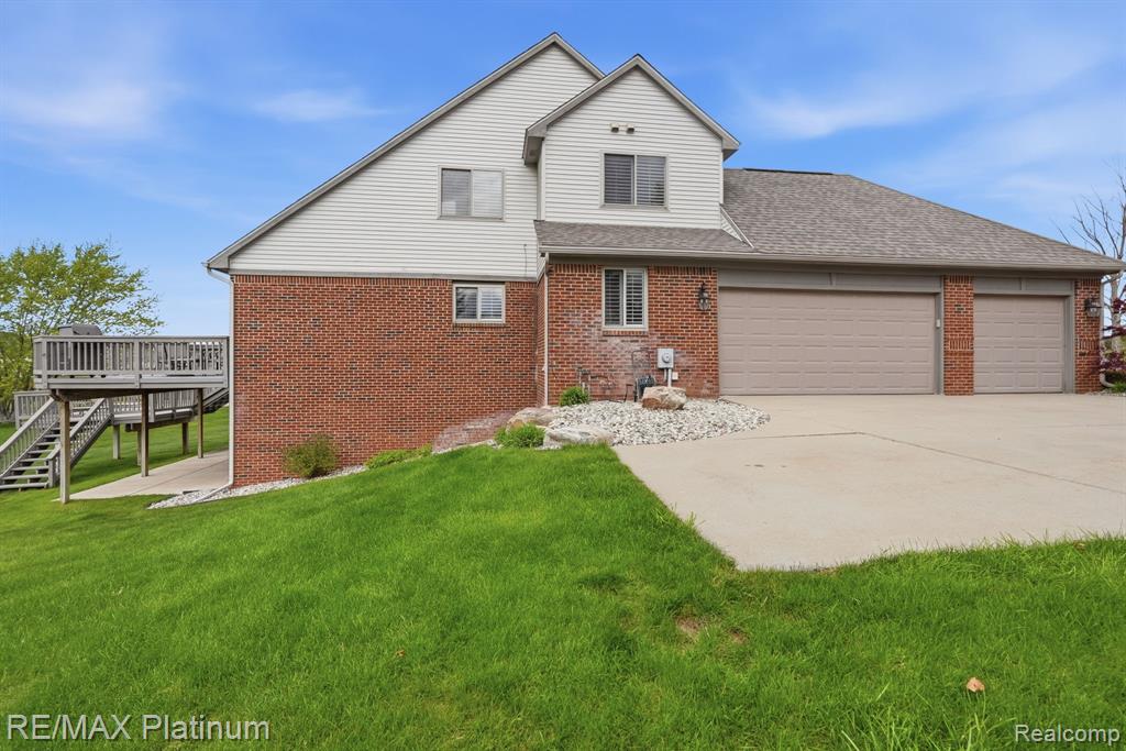 9167 Rotondo Drive, Howell, MI 48855 — Photo 48