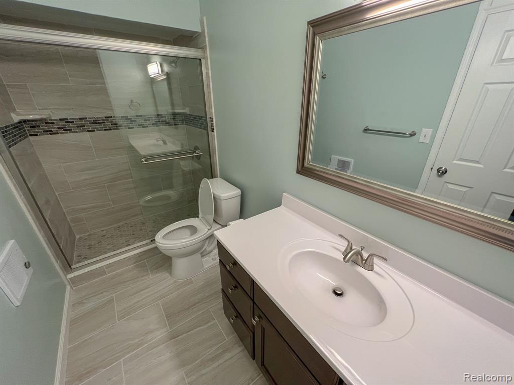 7370 WOODVIEW Street, 1, Westland, MI — Photo 19