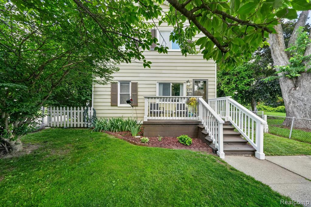 629 Bowers Street, Clawson, MI — Photo 2
