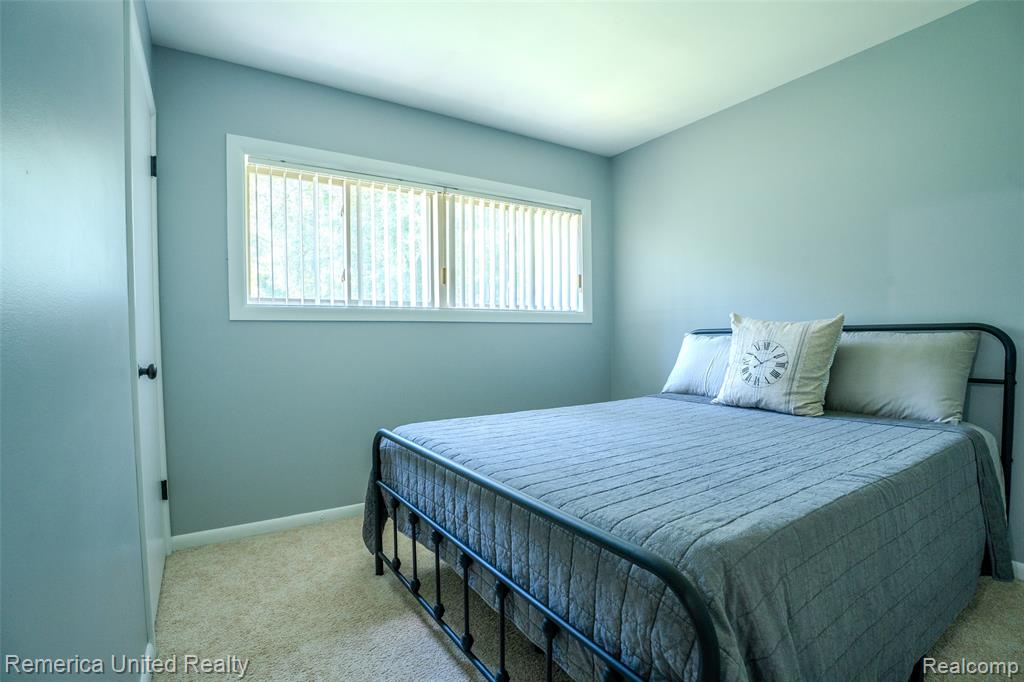 839 Sweetbriar, Milford, MI 48381 — Photo 34