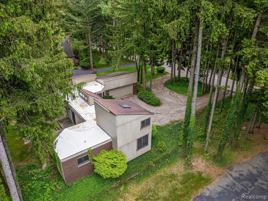 5462 BOYNE HIGHLAND Trail, Clarkston, MI 48348 — Photo 18