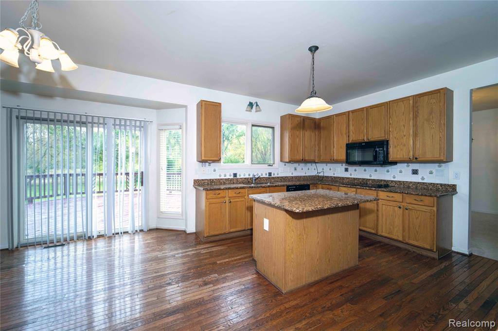6169 Valley View Drive, Canton, MI 48187 — Photo 10