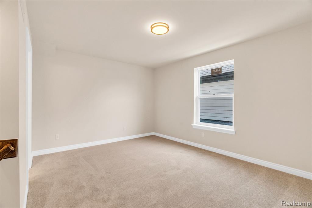 4172 Blossom Drive, Sterling Heights, MI 48314 — Photo 23