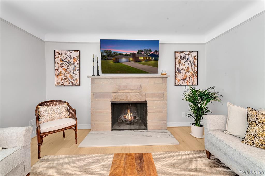 549 S Bywood Avenue, Clawson, MI — Photo 6