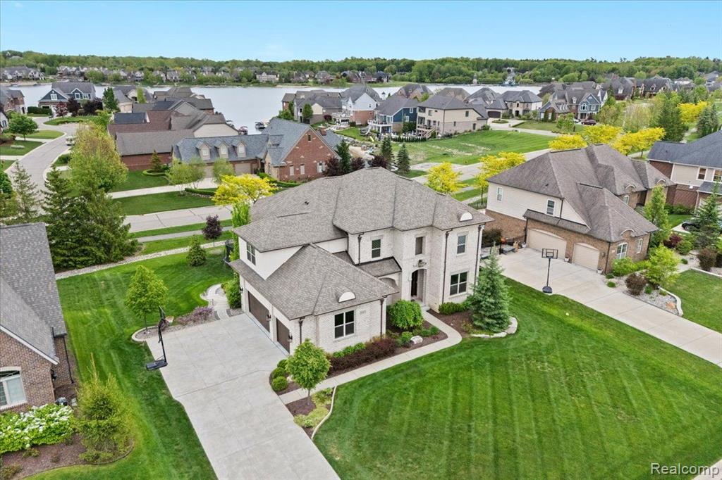 10611 STONEY POINT Drive, South Lyon, MI 48178 — Photo 50