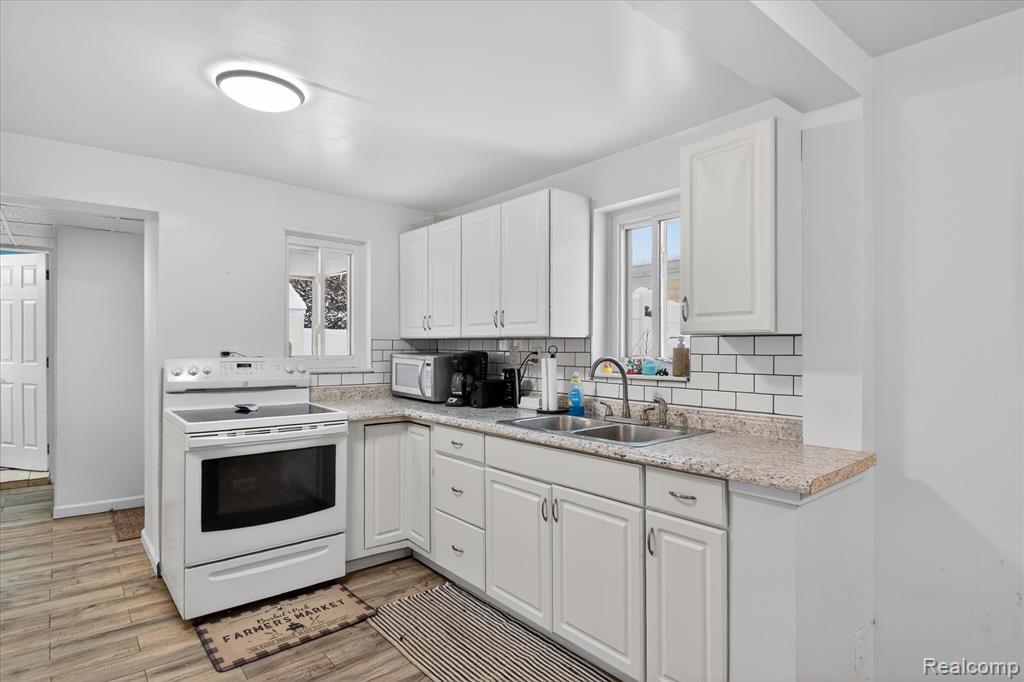 39 Pine Drive, Whitmore Lake, MI 48189 — Photo 13