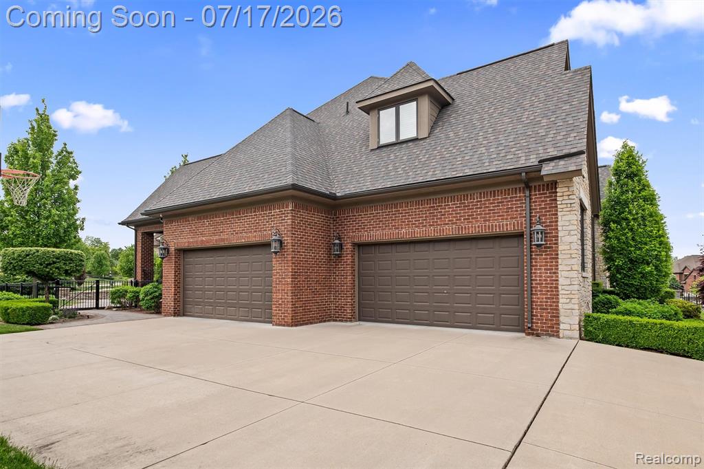 602 Wellington Circle, Rochester Hills, MI 48309 — Photo 55