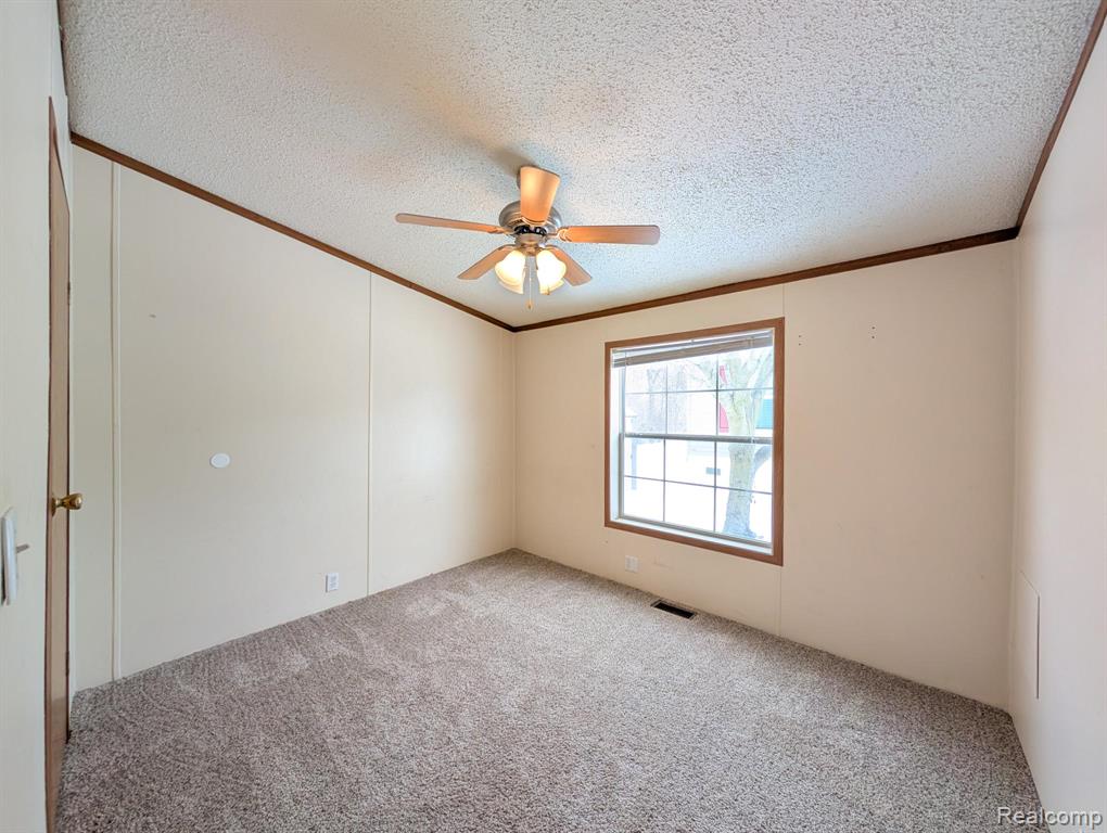 11413 Harbor Cove, Fenton, MI 48430 — Photo 10