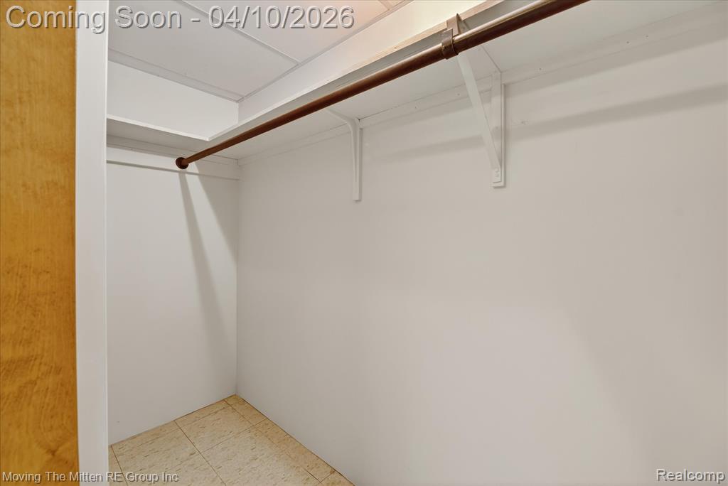 6623 N Silvery Lane, Dearborn Heights, MI 48127 — Photo 31
