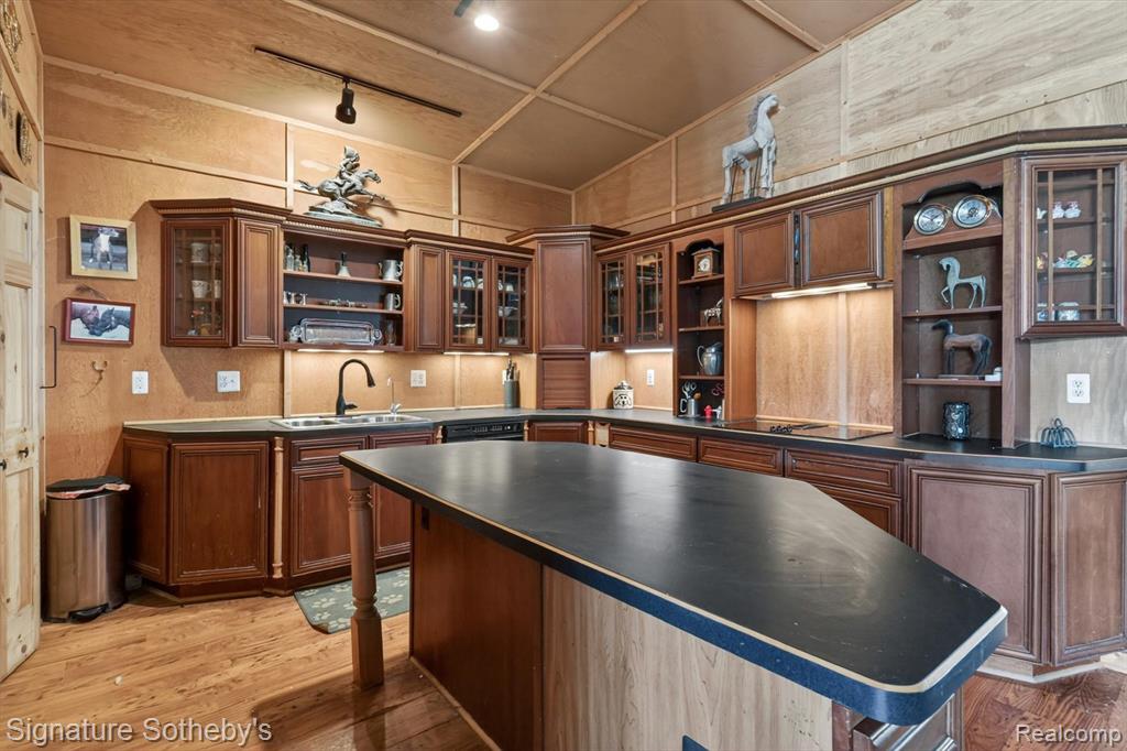 12700 Shaffer Road, Davisburg, MI 48350 — Photo 71