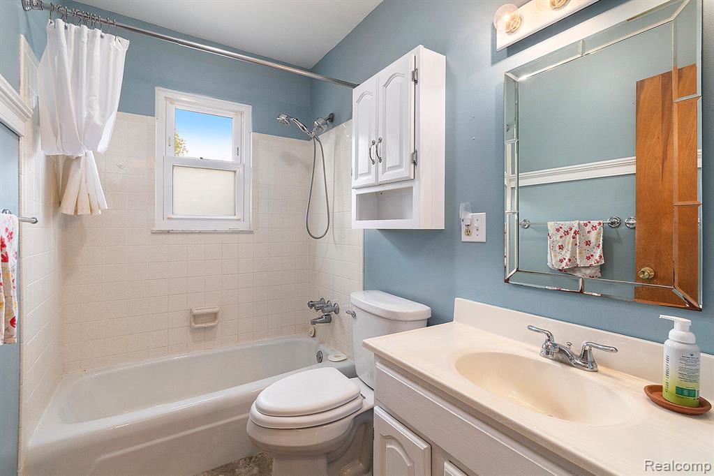 1841 Daley Road, Lapeer, MI 48446 — Photo 21
