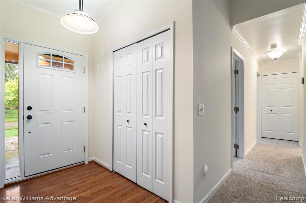 24923 FAIRWAY HILLS Drive, Novi, MI — Photo 6