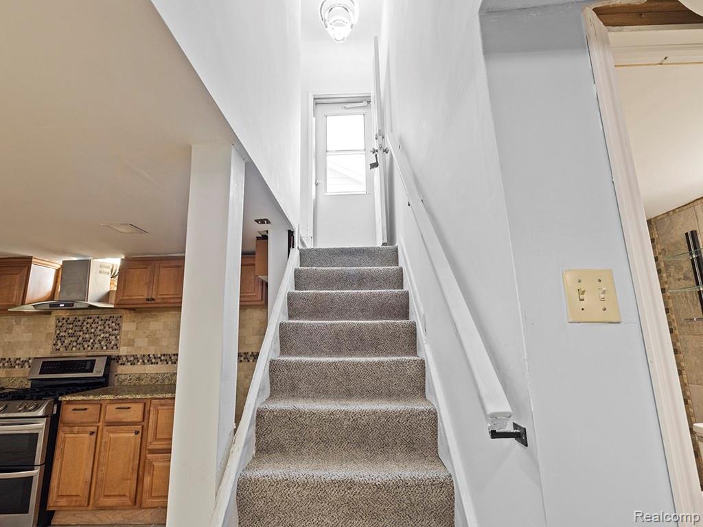 6435 Centralia Street, Dearborn Heights, MI 48127 — Photo 20