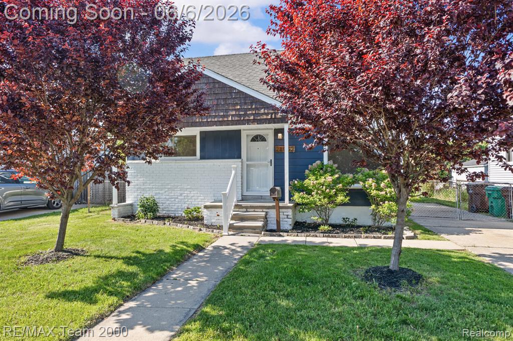 28952 Bridge Street, Garden City, MI
