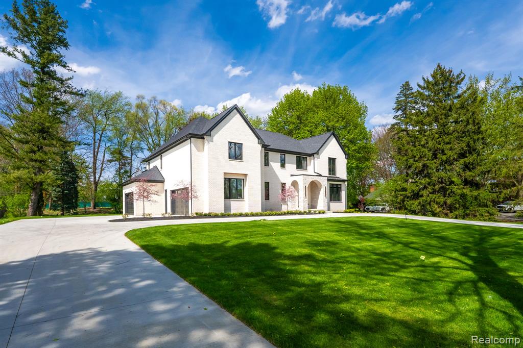 4546 Niagara Lane, Bloomfield Hills, MI 48301 — Photo 2