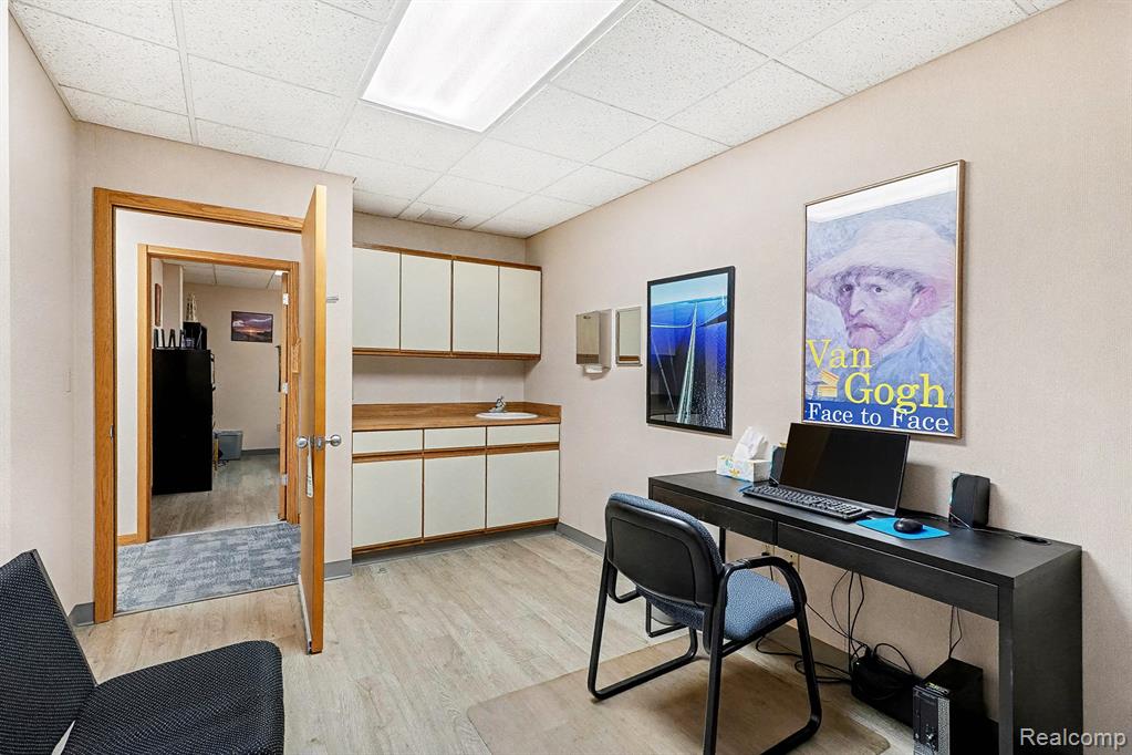 4705 Towne Centre Road, 304, Saginaw, MI 48604 — Photo 18