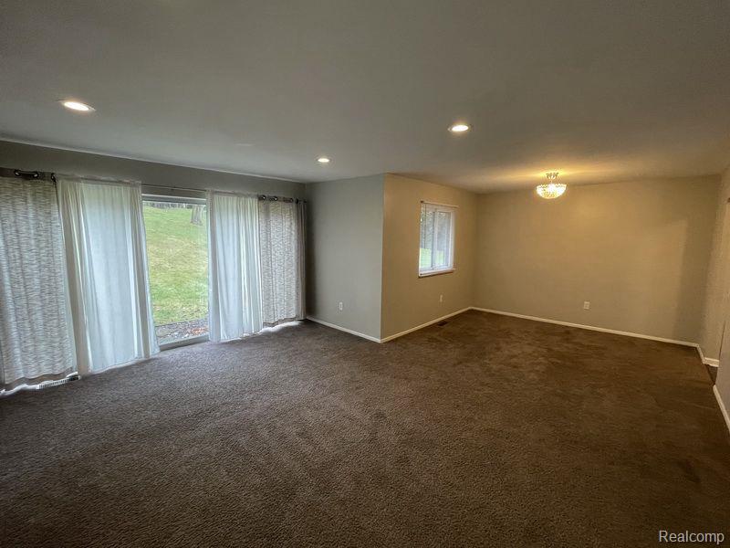 4924 BROOMFIELD, West Bloomfield, MI — Photo 10