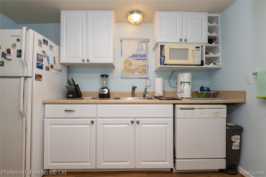 9350 Colony Farm Court, Plymouth, MI 48170 — Photo 52