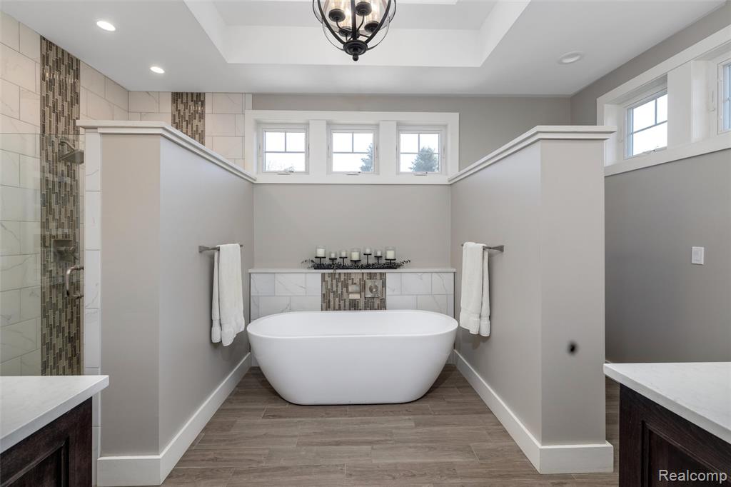 7252 Ardsley Lane, Clarkston, MI 48348 — Photo 37