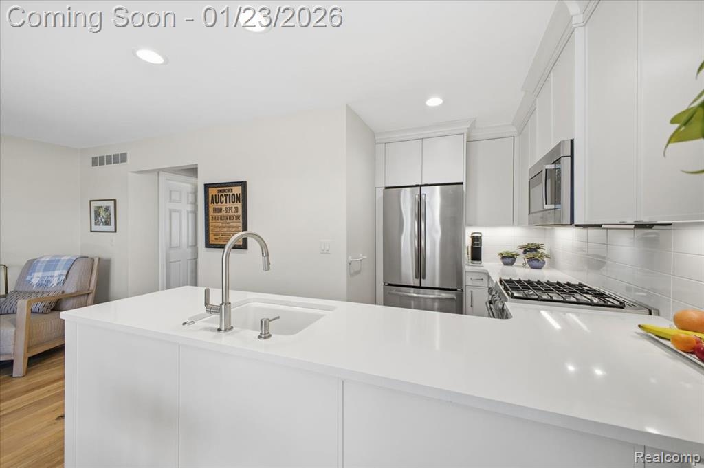 4956 Coventry Road, Royal Oak, MI 48073 — Photo 14