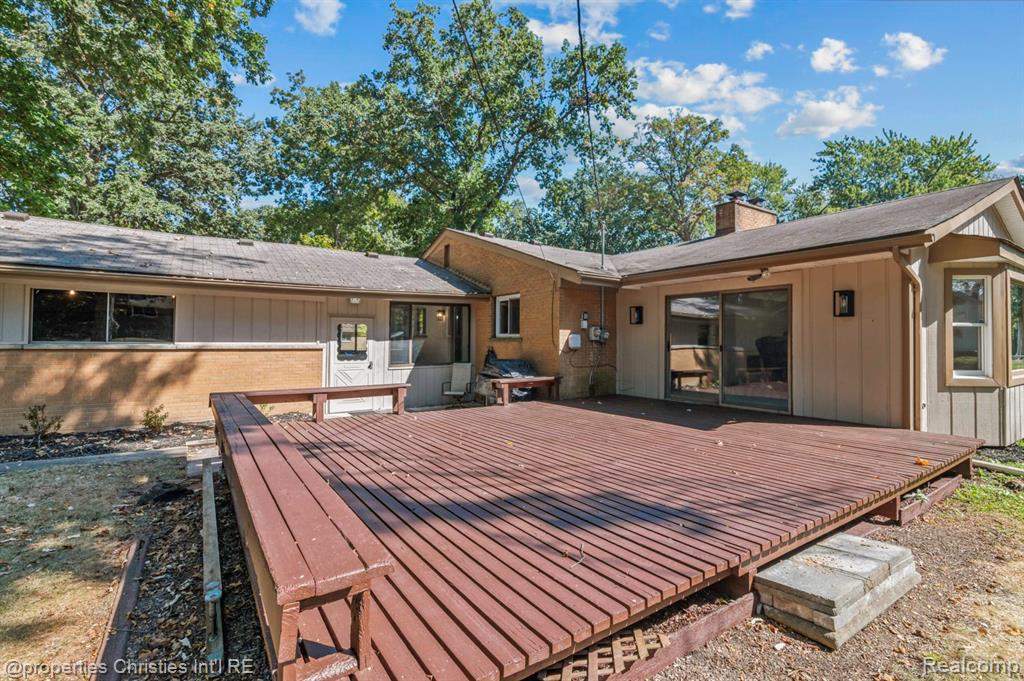 8009 Coventry Avenue, Grosse Ile, MI 48138 — Photo 33