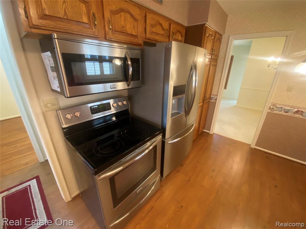 8262 Roselawn Street, Westland, MI — Photo 23