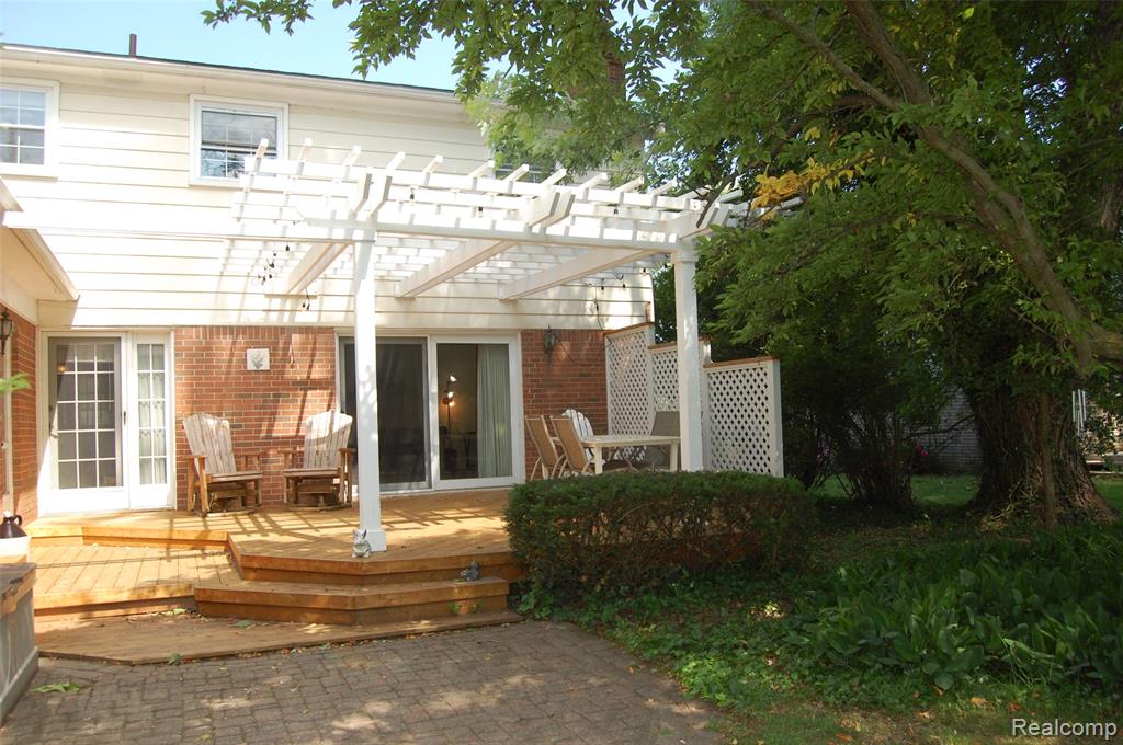6560 Perham Drive, West Bloomfield, MI — Photo 15