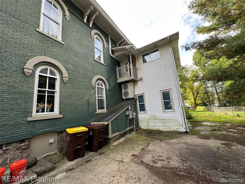 310 E Main Street, Vernon, MI 48476 — Photo 8