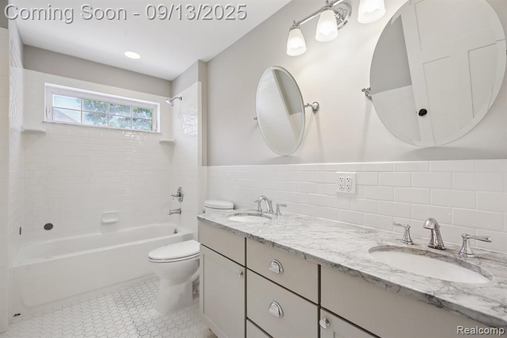 811 Maxwell Avenue, Royal Oak, MI 48067 — Photo 32