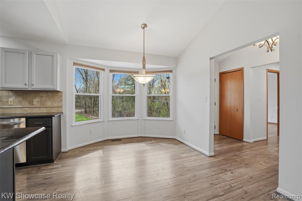 9842 Cedar Island Road, White Lake, MI — Photo 13