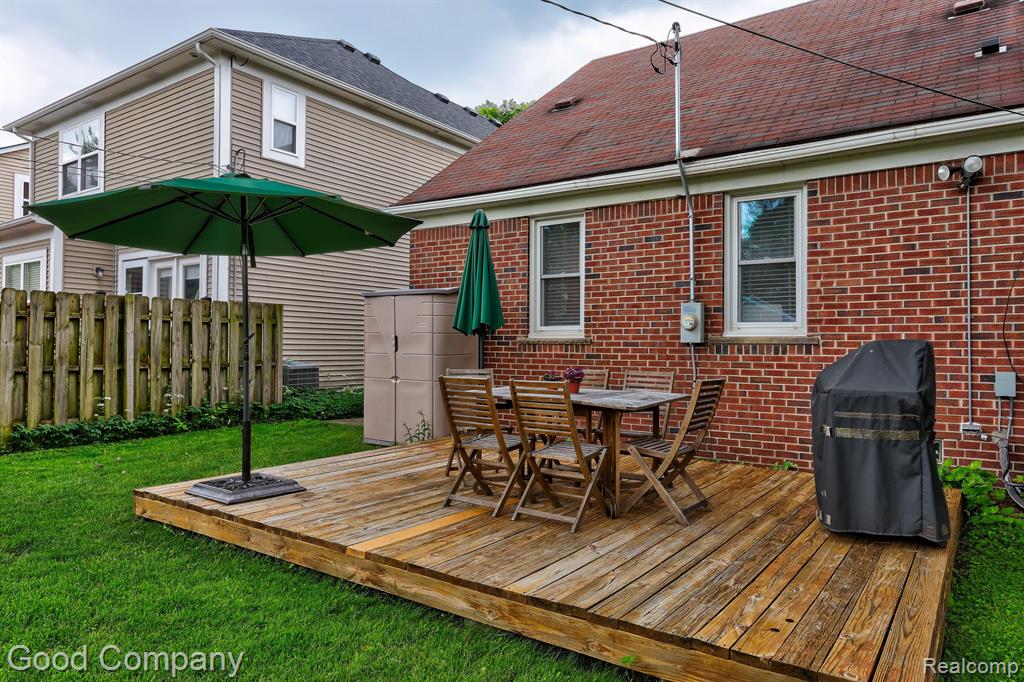 605 HELENE Avenue, Royal Oak, MI 48067 — Photo 45