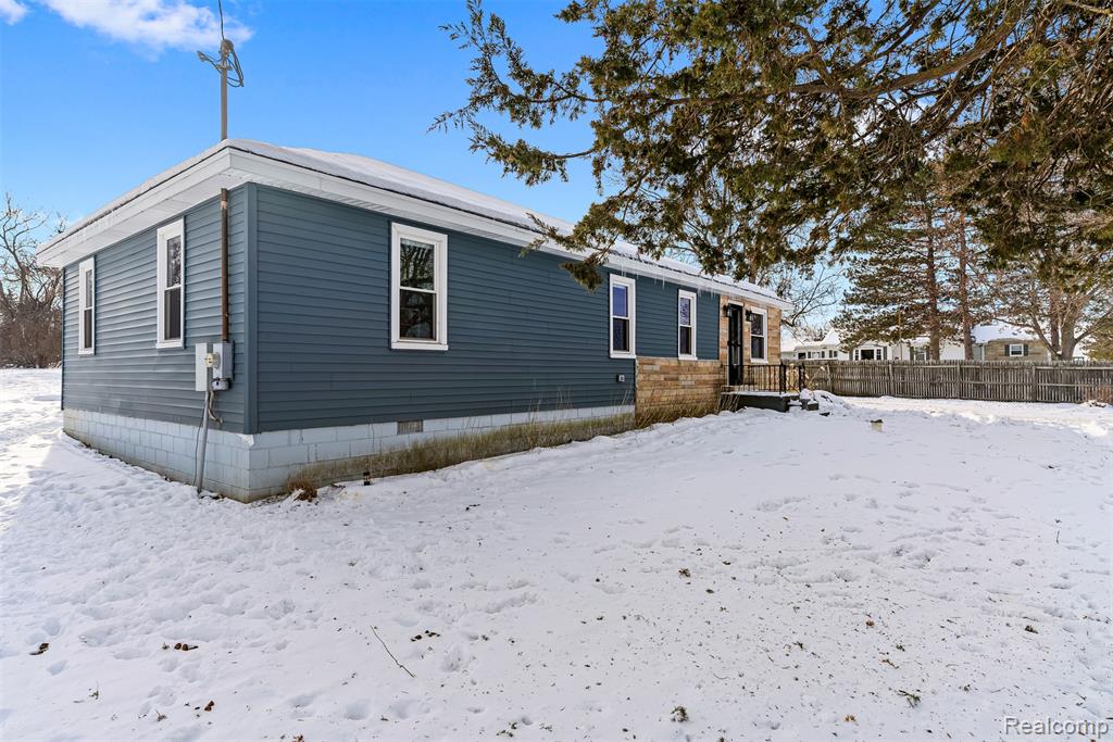 1268 E Dodge Road, Mount Morris, MI 48458 — Photo 12
