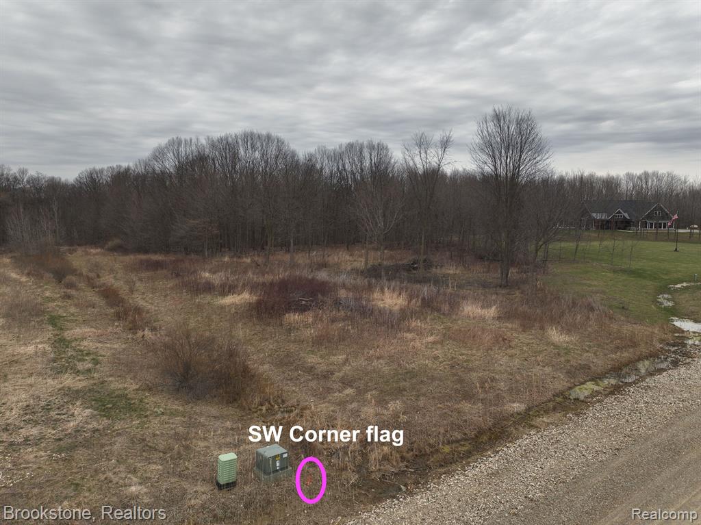 VL LILY ANN Lane, Dryden, MI 48428 — Photo 12