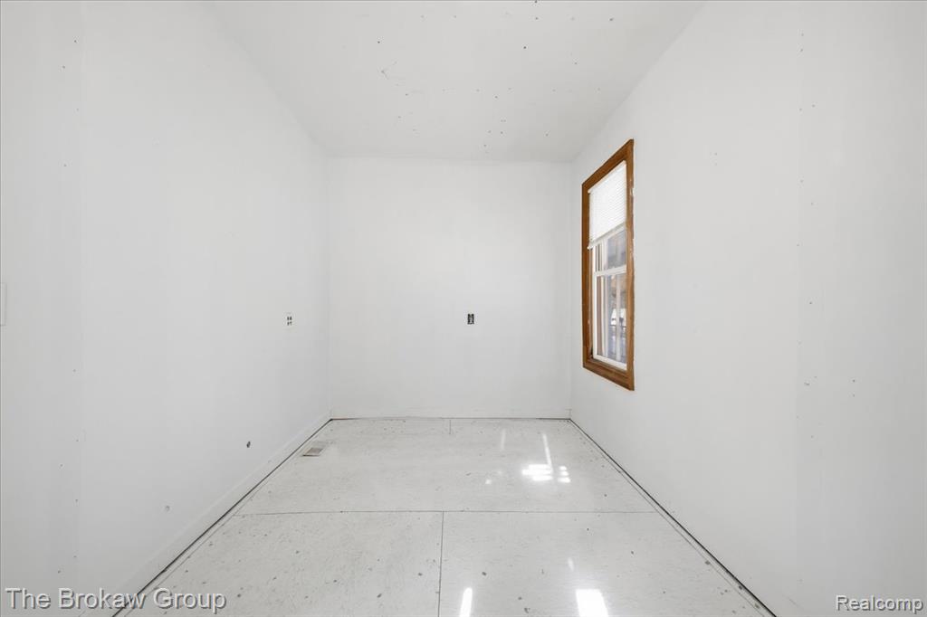 274 S Lake Pleasant Road, Attica, MI 48412 — Photo 30