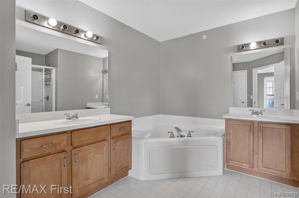 3920 Forester Boulevard, Auburn Hills, MI 48326 — Photo 17