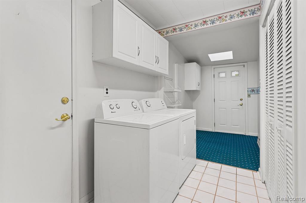 7085 OLD HAGGERTY Road, Canton, MI 48187 — Photo 23