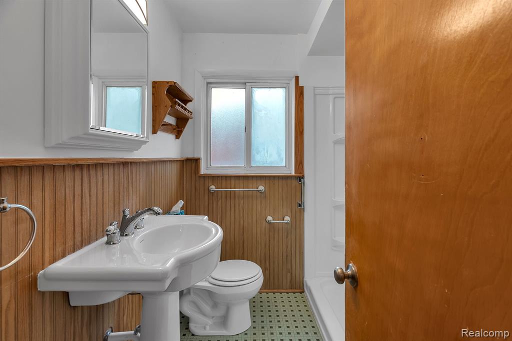 4129 VASSAR Street, Dearborn Heights, MI 48125 — Photo 18