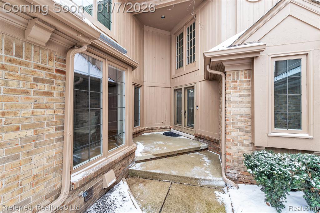 13684 Eaton Drive, Plymouth, MI 48170 — Photo 6