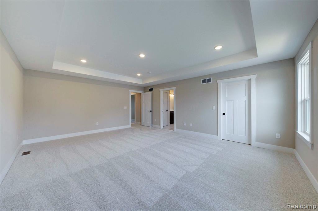 MOH 74 ROUND ROCK, Howell, MI 48843 — Photo 14