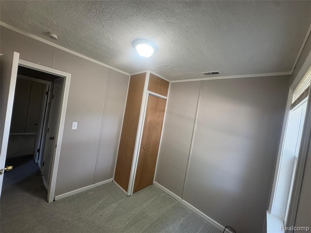 8278 Jackson Avenue, Warren, MI 48089 — Photo 7