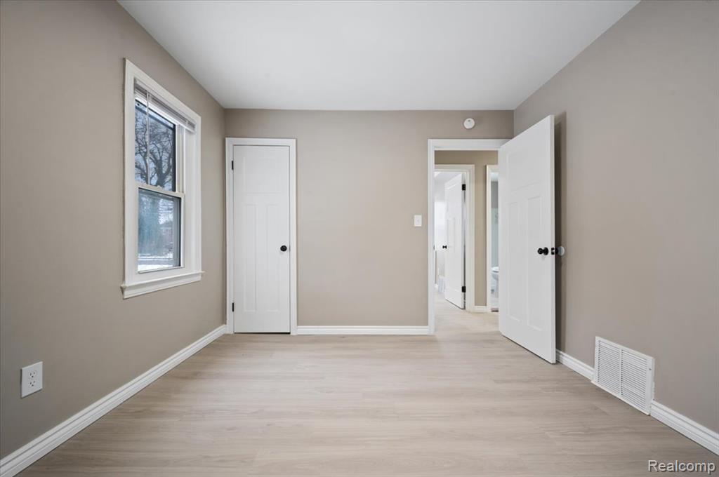 7610 Vaughan, Detroit, MI 48228 — Photo 20