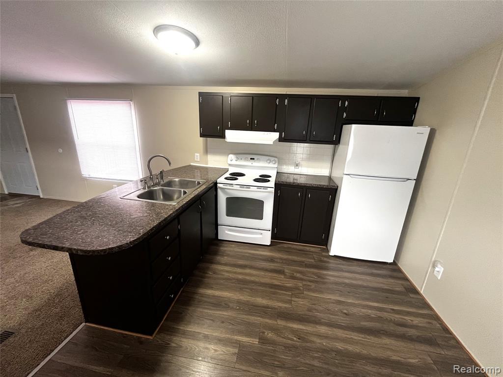 80 Pool Drive, Metamora, MI 48455 — Photo 7