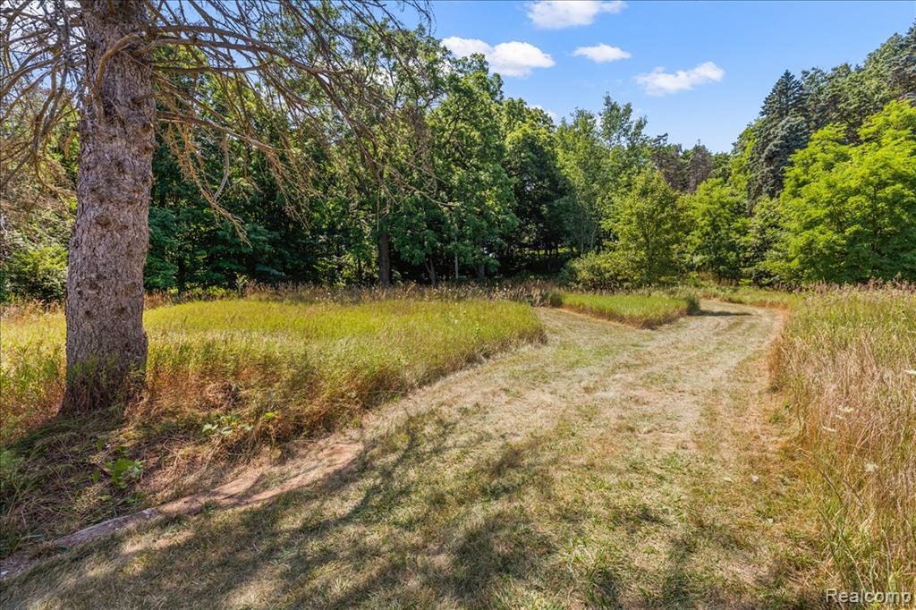 2770 Bogie Lake Road, White Lake, MI — Photo 24